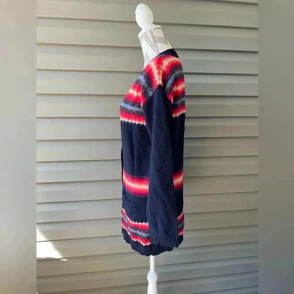 Gap Wool Blend Cardigan Sweater Women’s Long Sleeve Button Down Blue Aztec Sz M - Picture 3 of 13